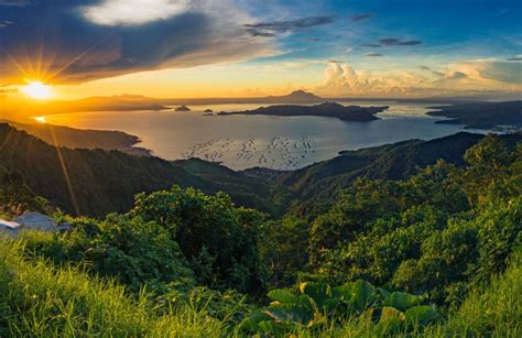 Tagaytay .
